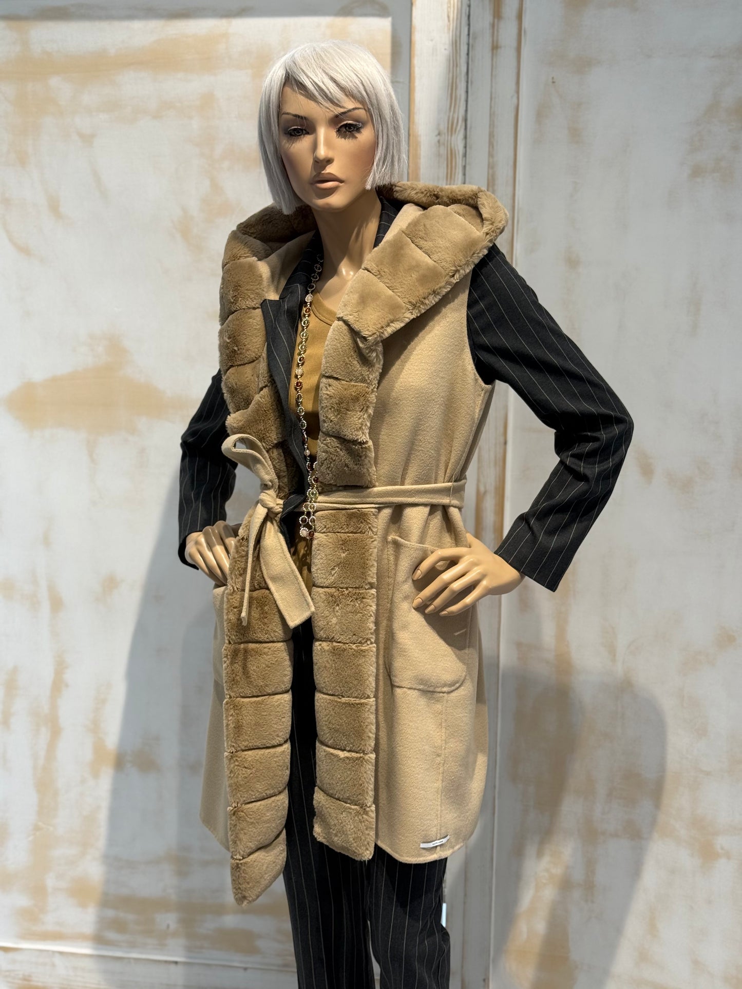 Gilet con cintura Emme Marella