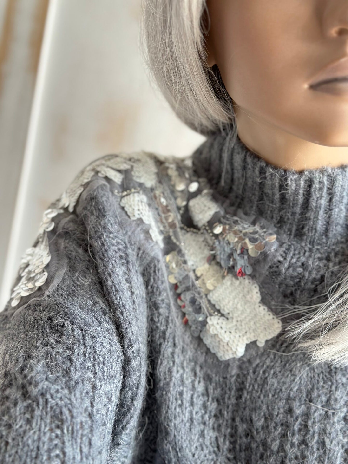 Maglione LiuJo con applicazioni