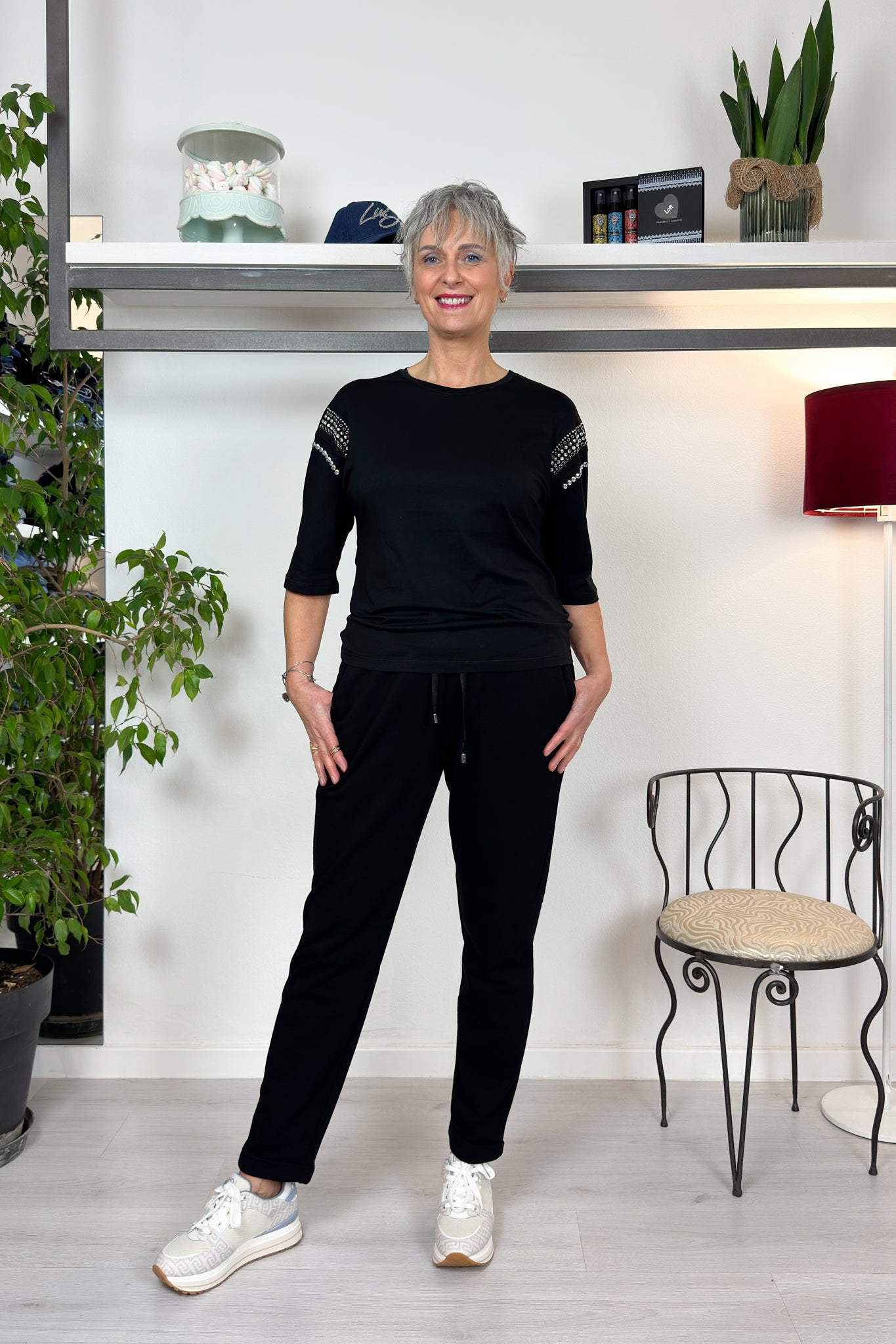 T-shirt con applicazioni sulle spalle LIU JO