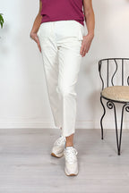 Pantalone chinos carrot fit in cotone