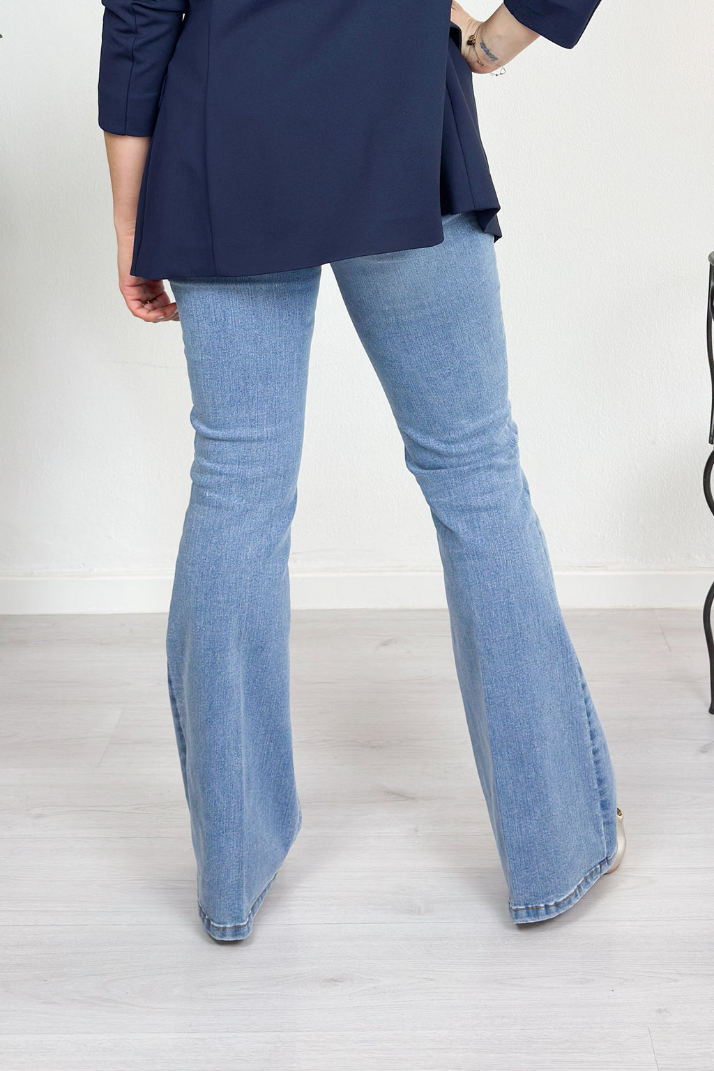 Jeans beat LIU JO