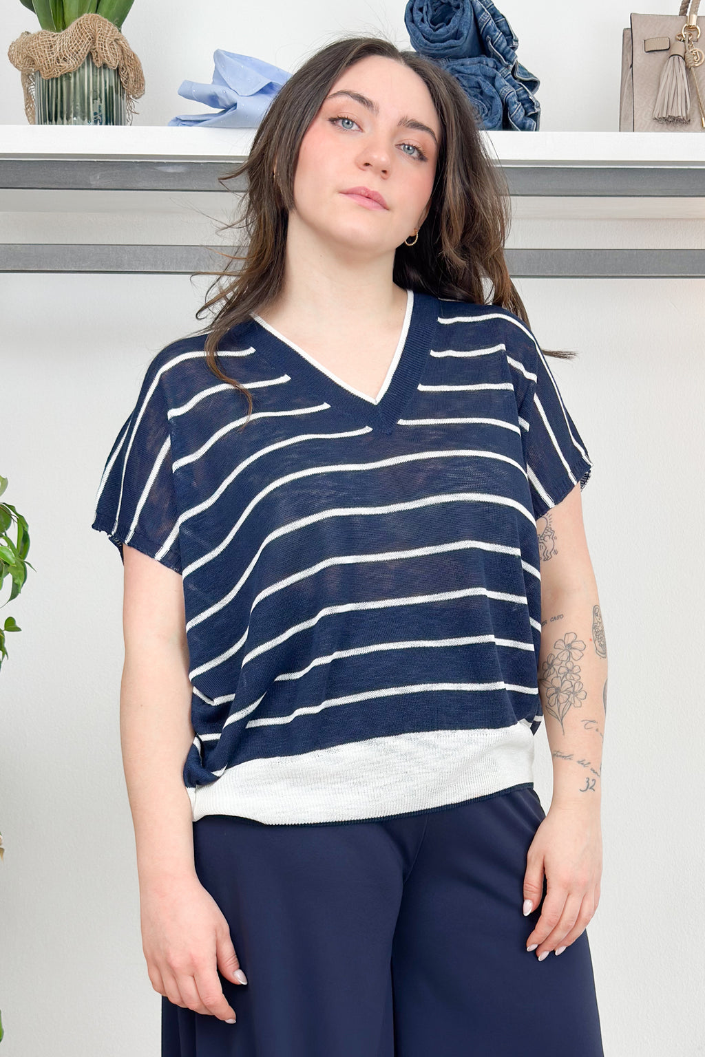 Maglia a righe scollo a V KAOS