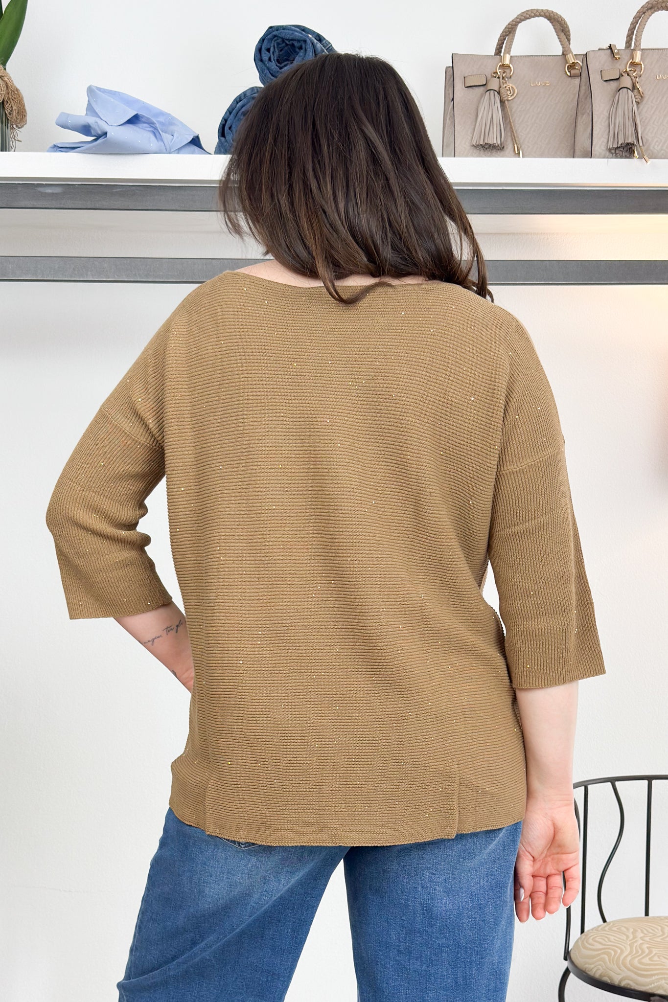 Maglia con spacchi e micropaillettes EMME