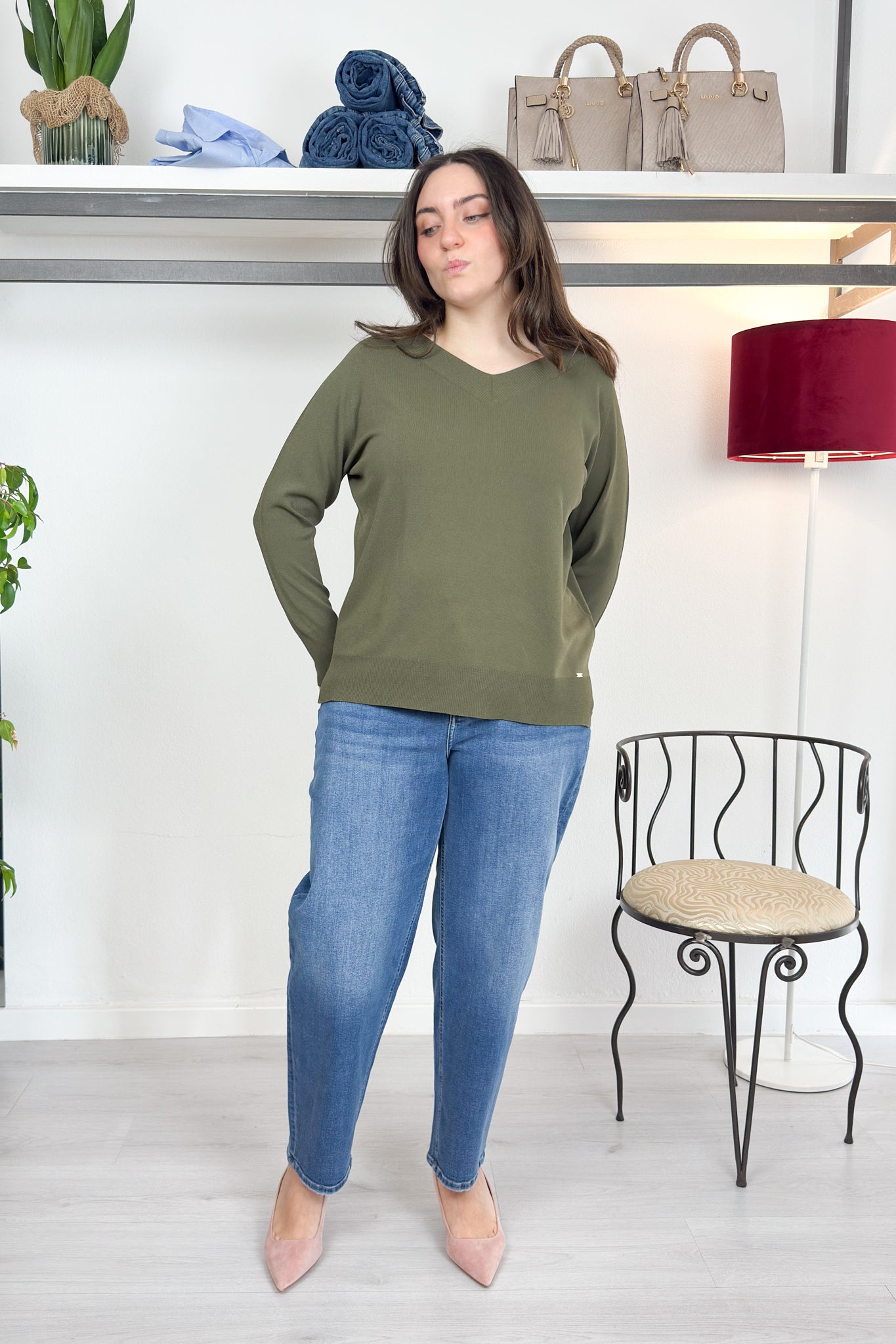 Maglia over in viscosa scollo a V  KAOS