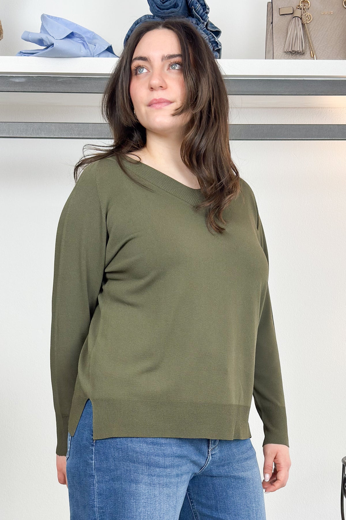 Maglia over in viscosa scollo a V  KAOS