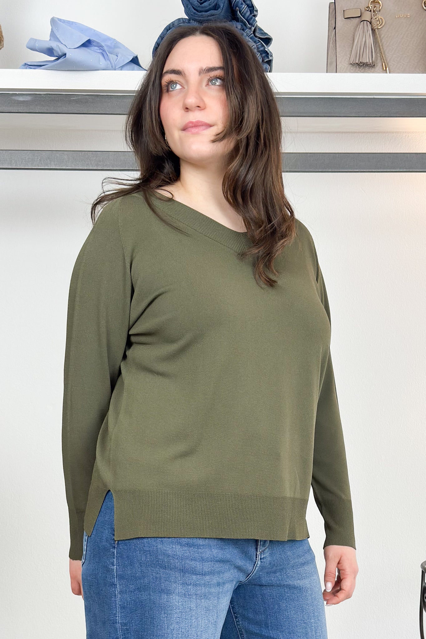 Maglia over in viscosa scollo a V  KAOS