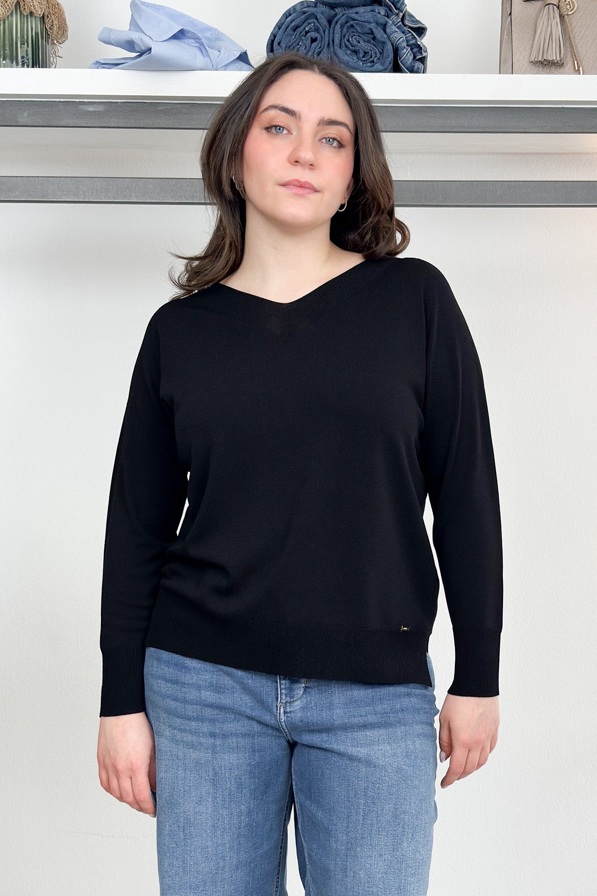 Maglia over in viscosa scollo a V  KAOS