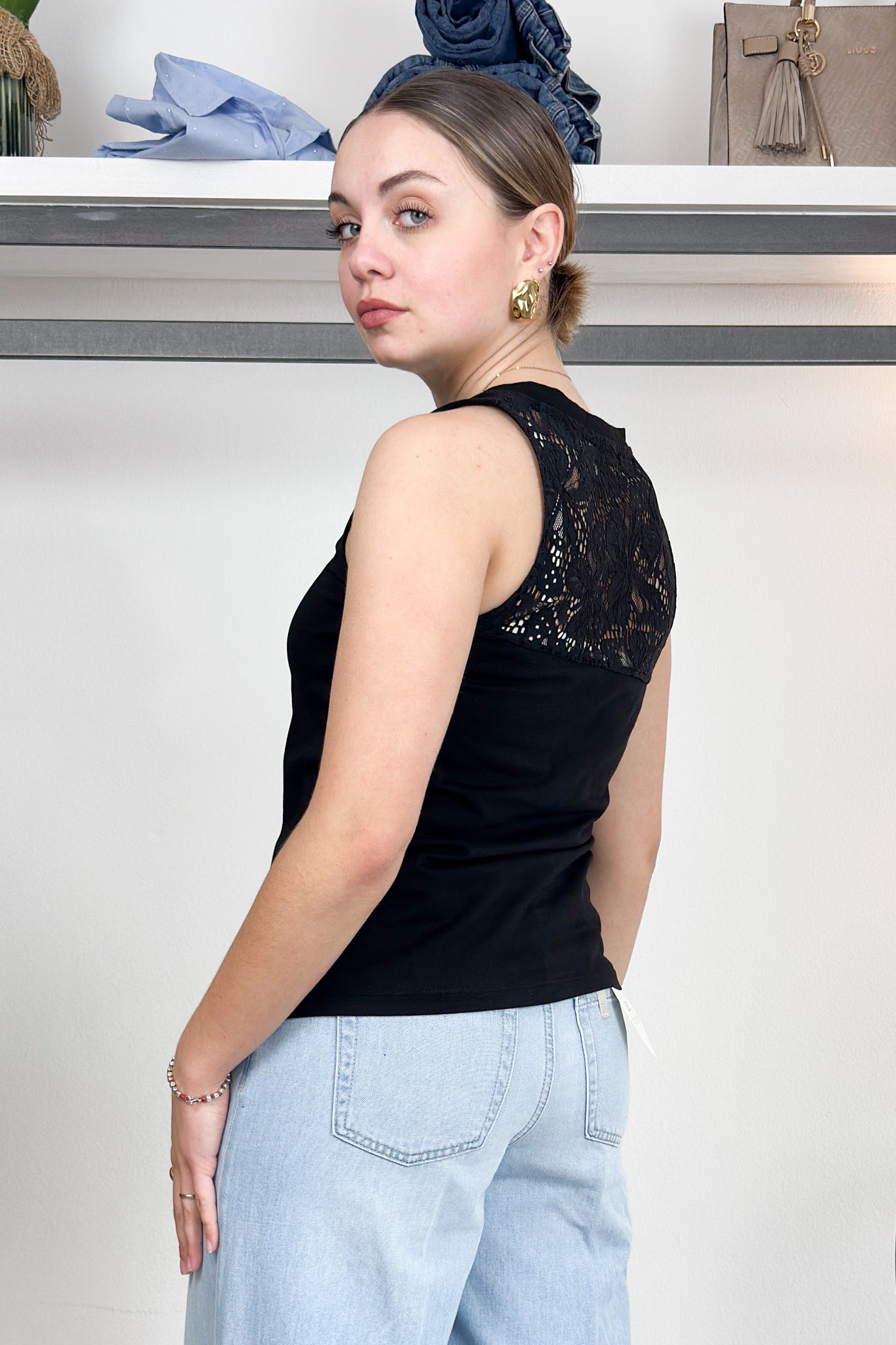 Canotta con inserti in pizzo KAOS