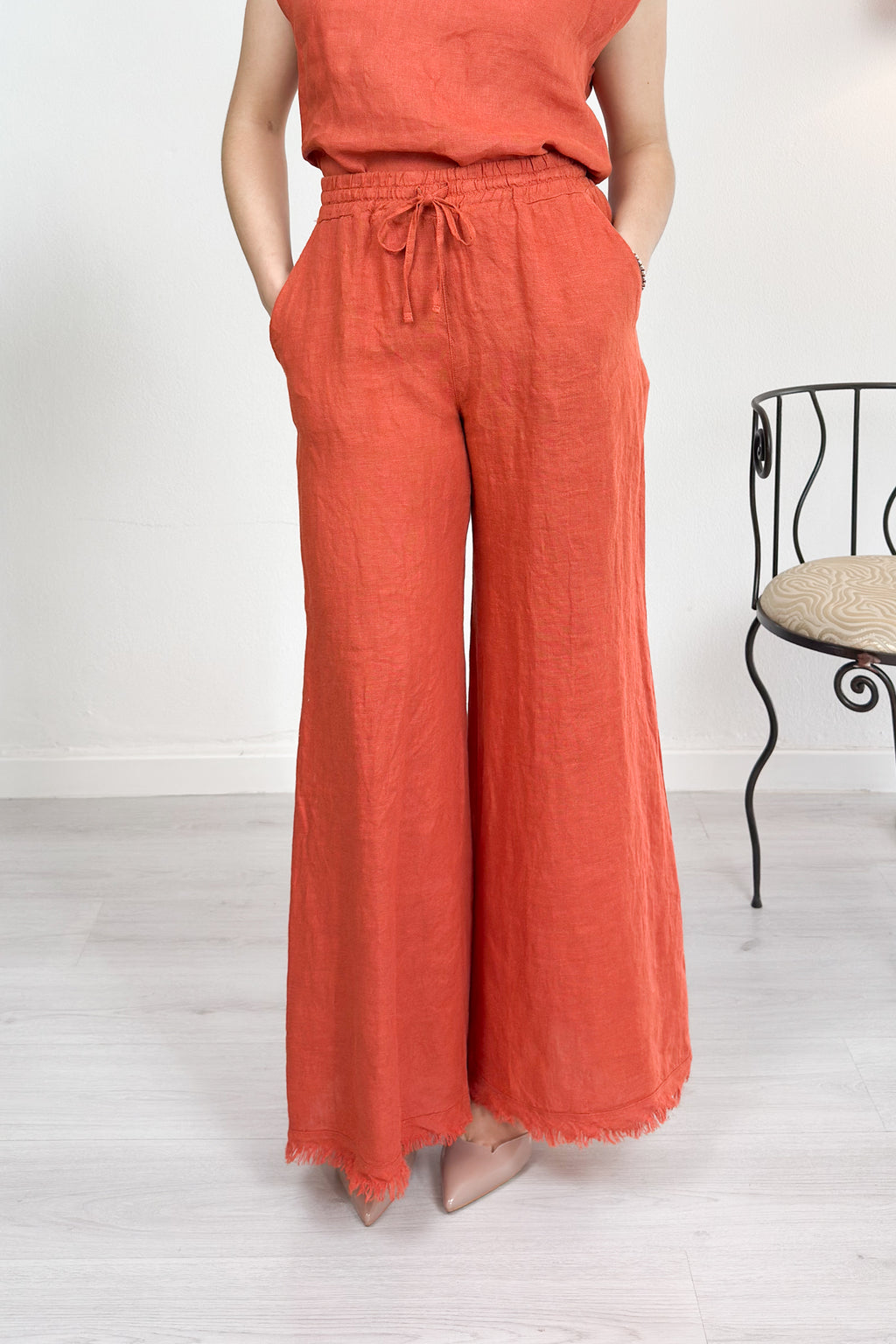 Pantalone palazzo in lino con fondo sfrangiato KAOS