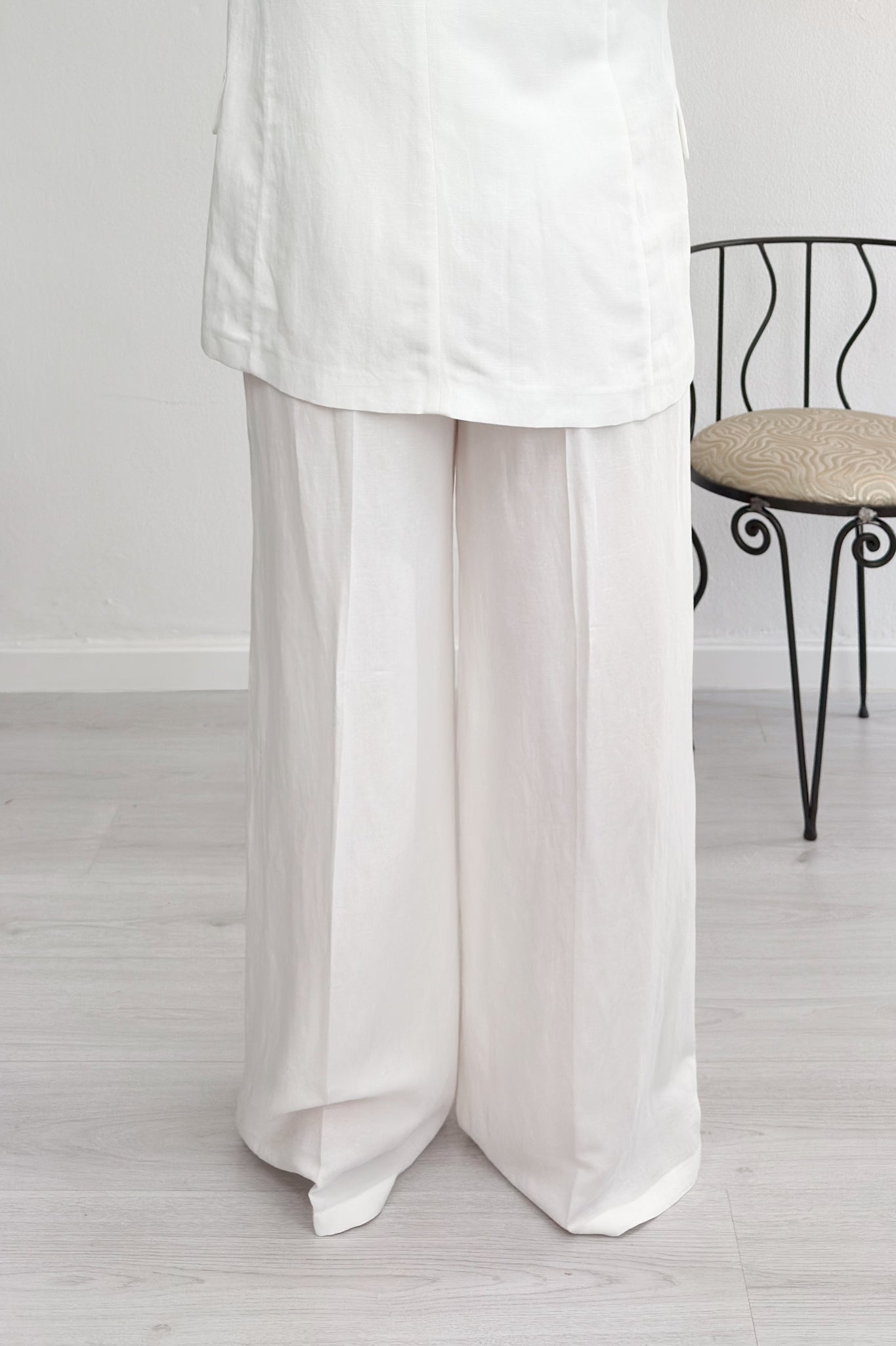 Pantalone flare in viscosa e lino EMME