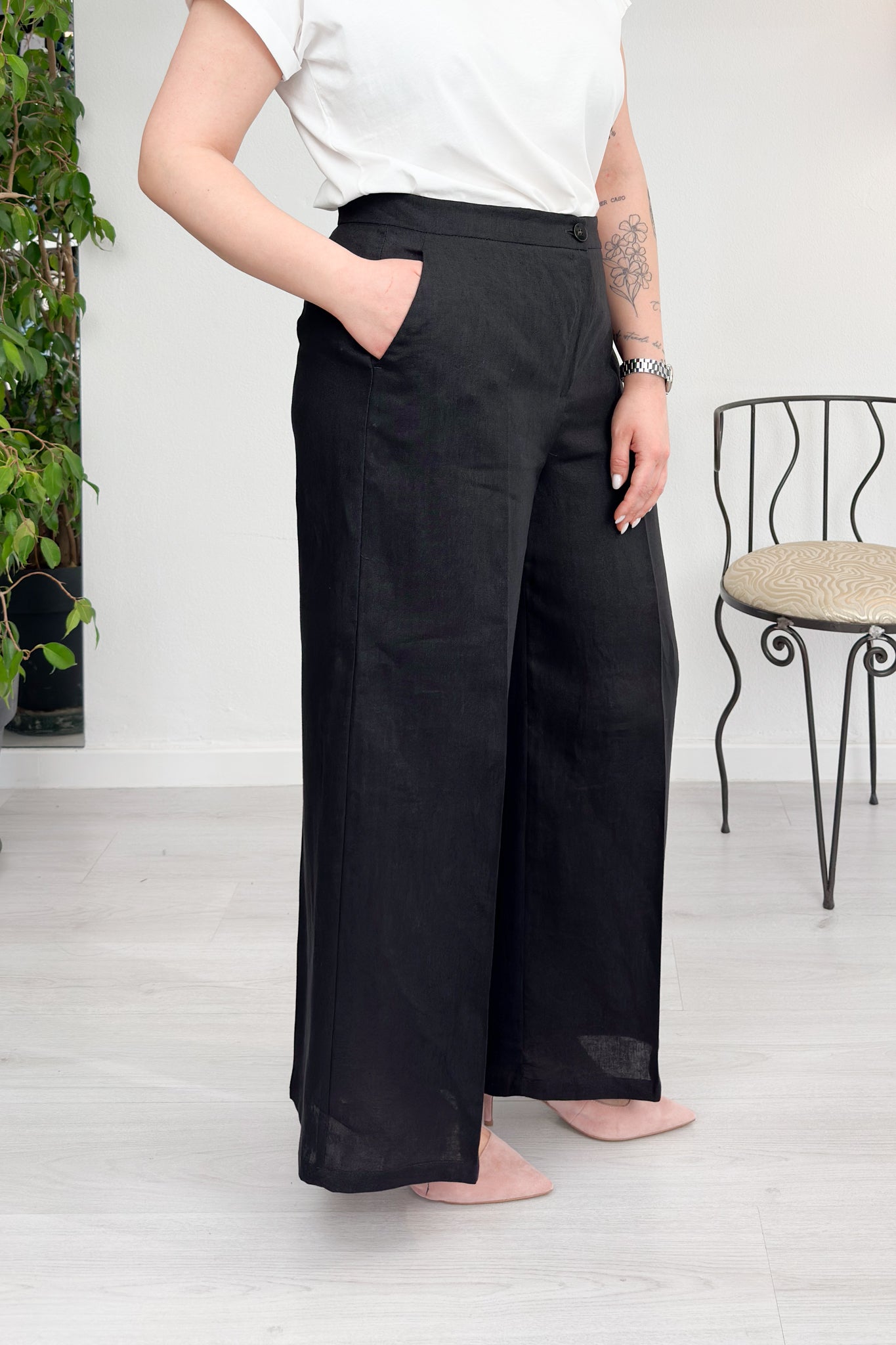 Pantalone straight in lino EMME