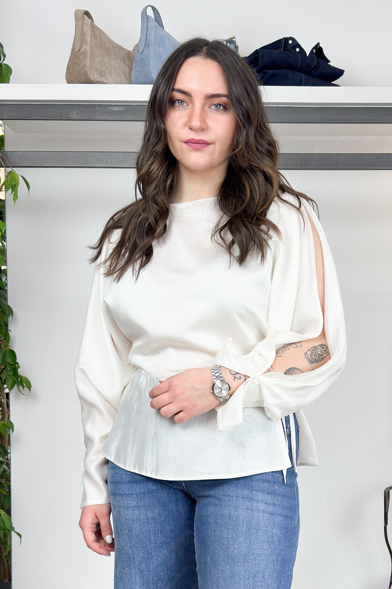 Blusa in mussola con spacco nella manica KAOS