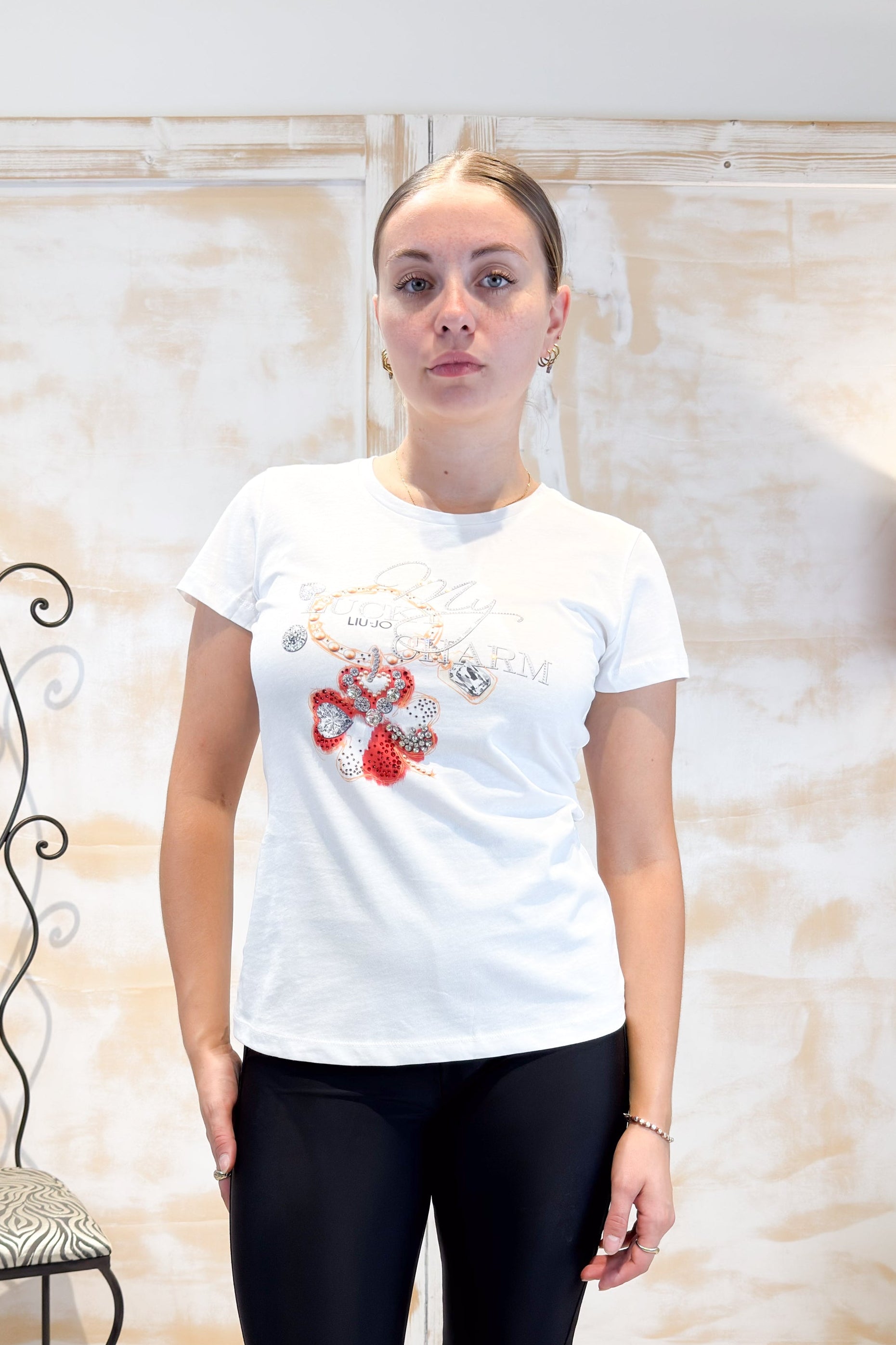T-shirt con ricamo gioiello LIU JO