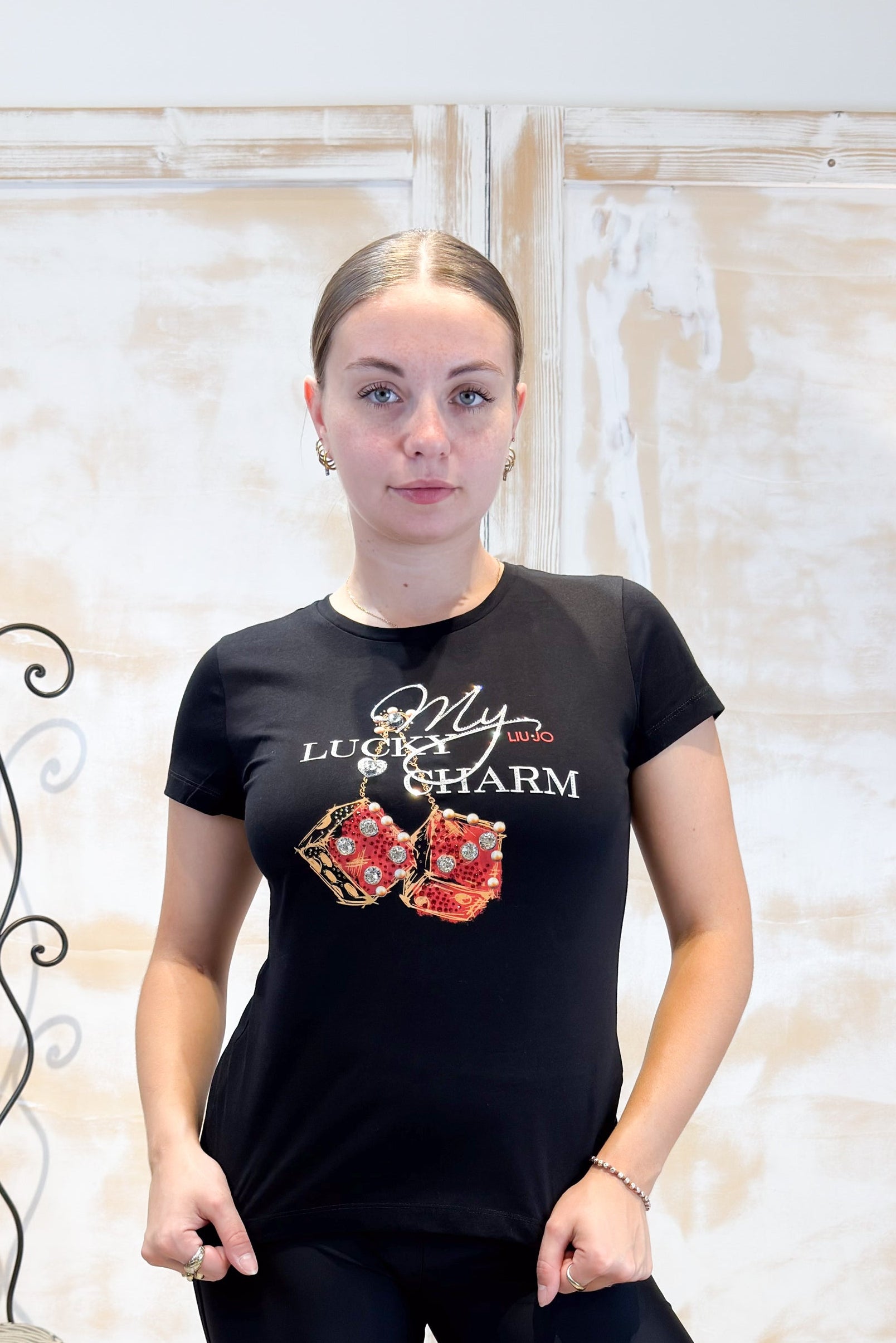 T-shirt con ricamo gioiello LIU JO