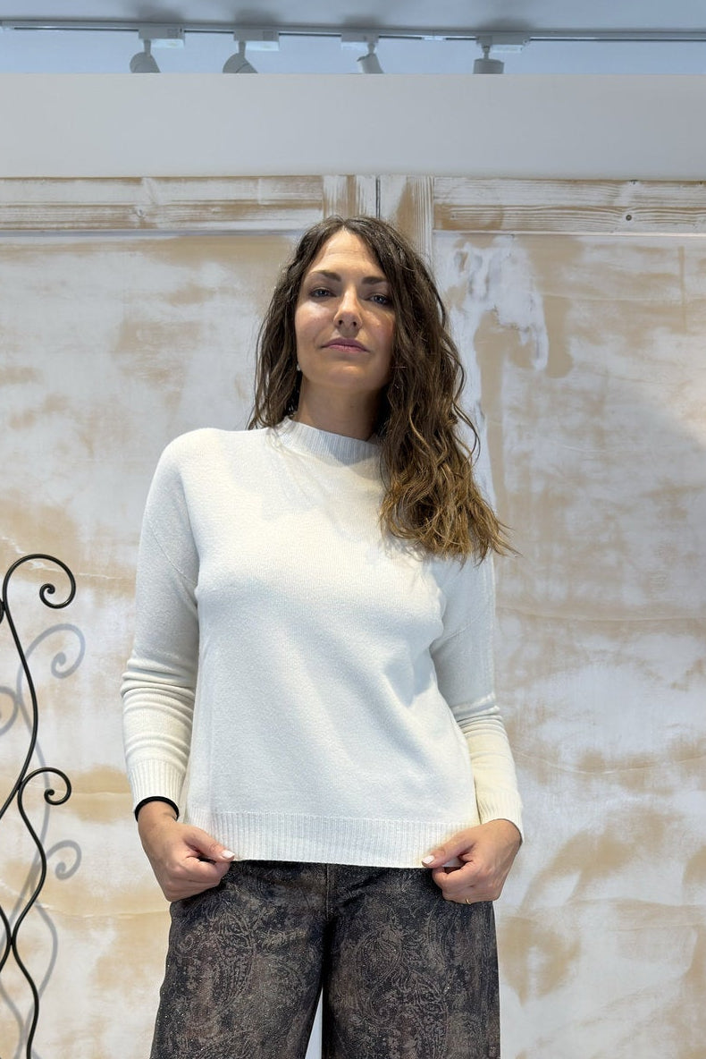Maglia morbida con spacchi KAOS