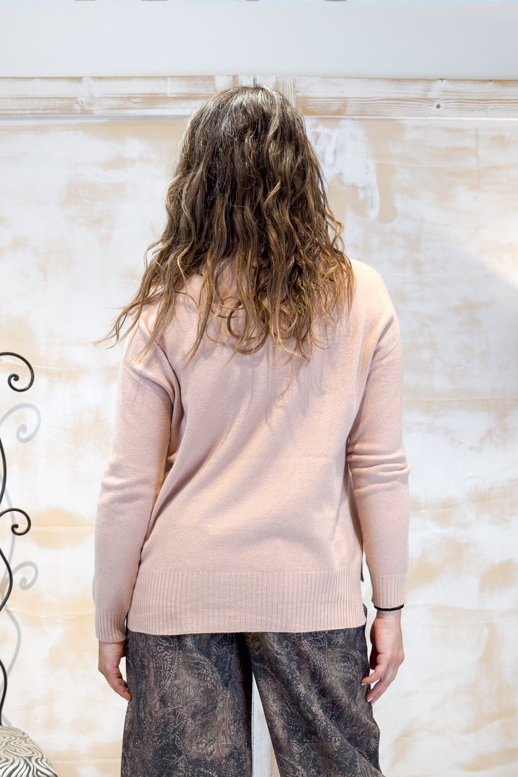 Maglia morbida con spacchi KAOS