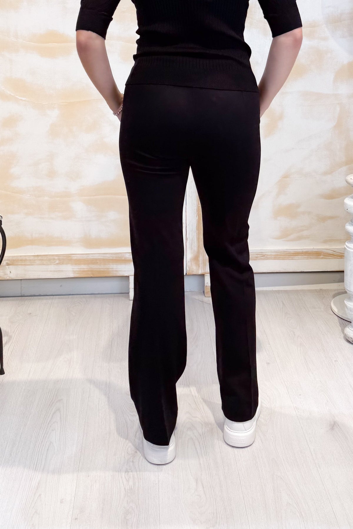 Pantalone slim fit in Jersey EMME