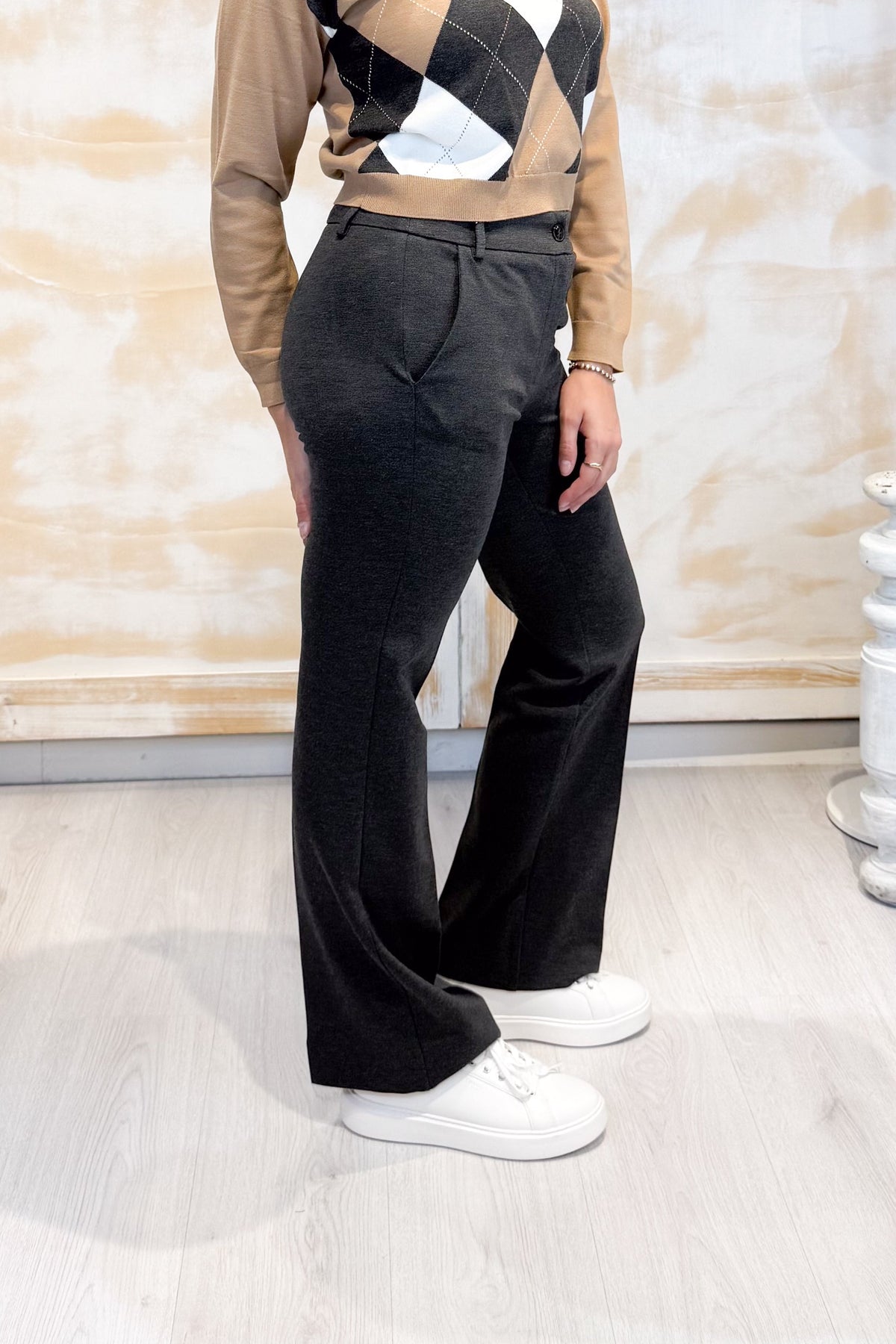 Pantalone slim fit in Jersey EMME