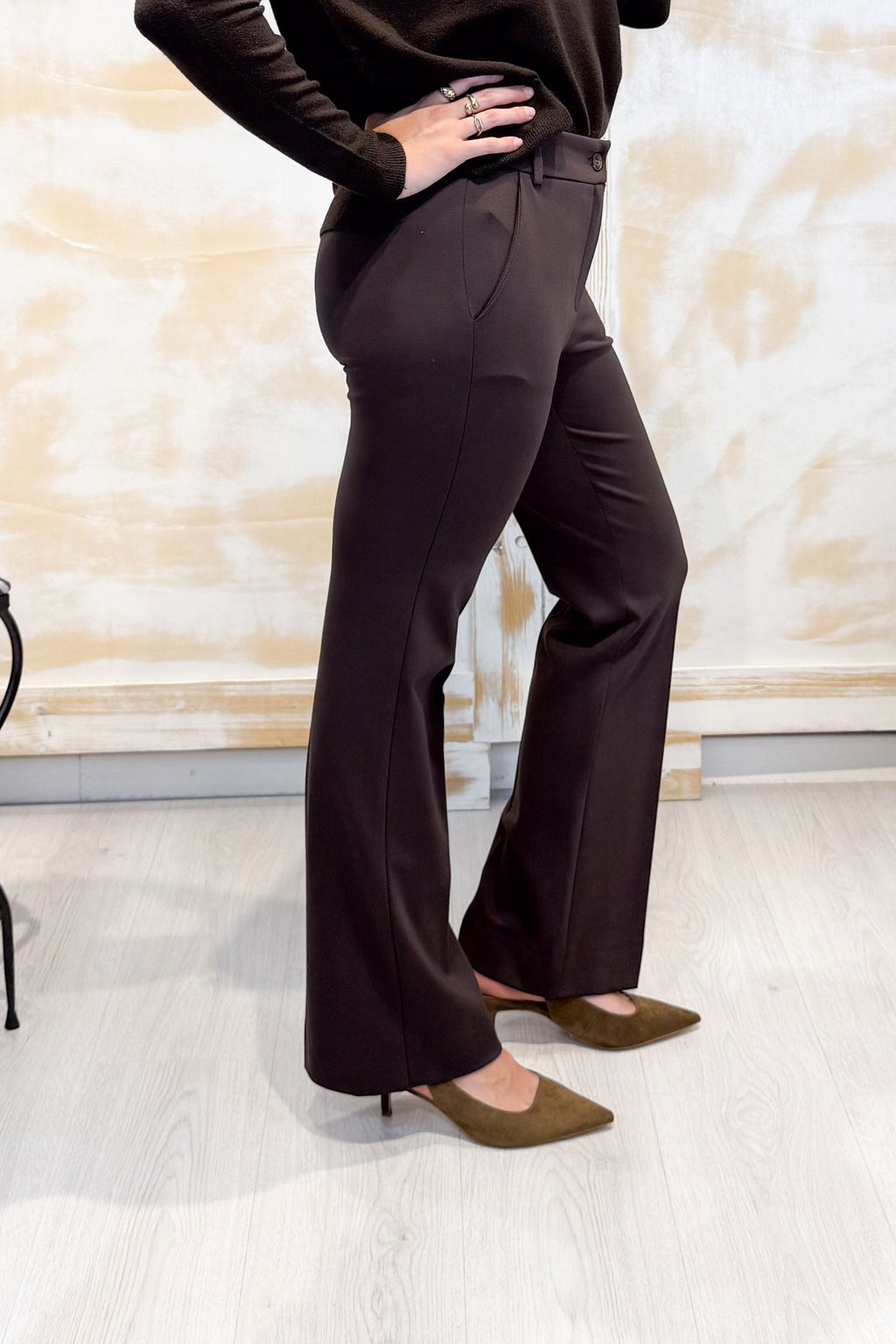 Pantalone slim fit in Jersey EMME