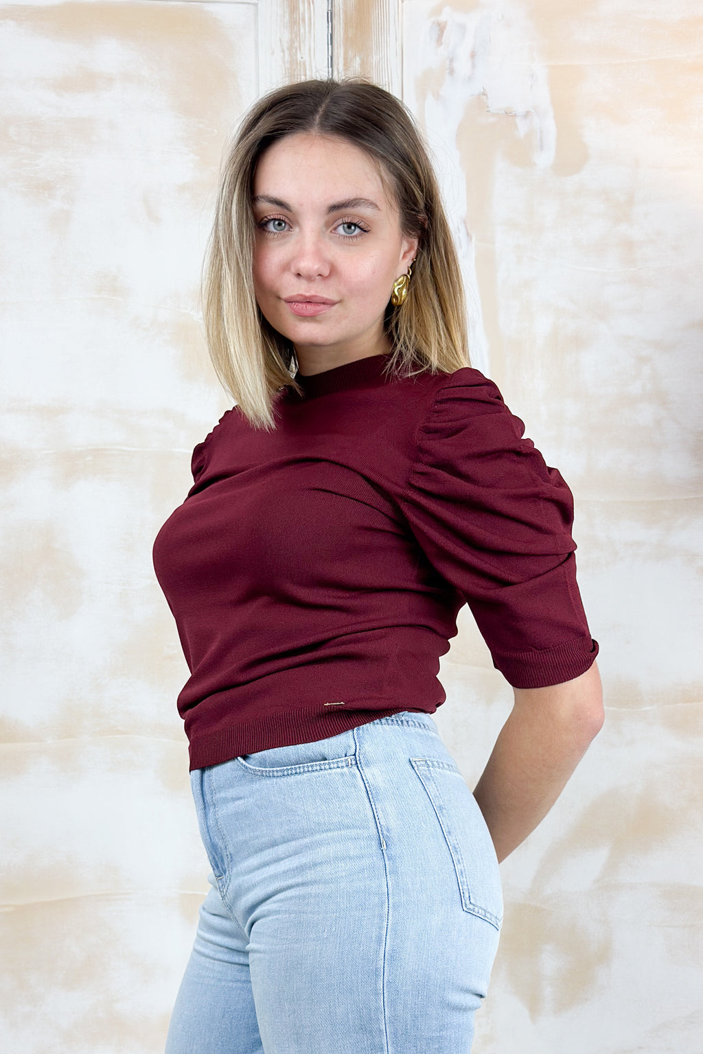 Maglia in filo di viscosa con maniche arricciate KAOS - India