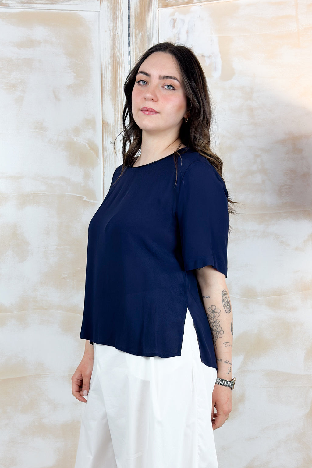 T-shirt in crepe scollo rotondo KAOS - BLU