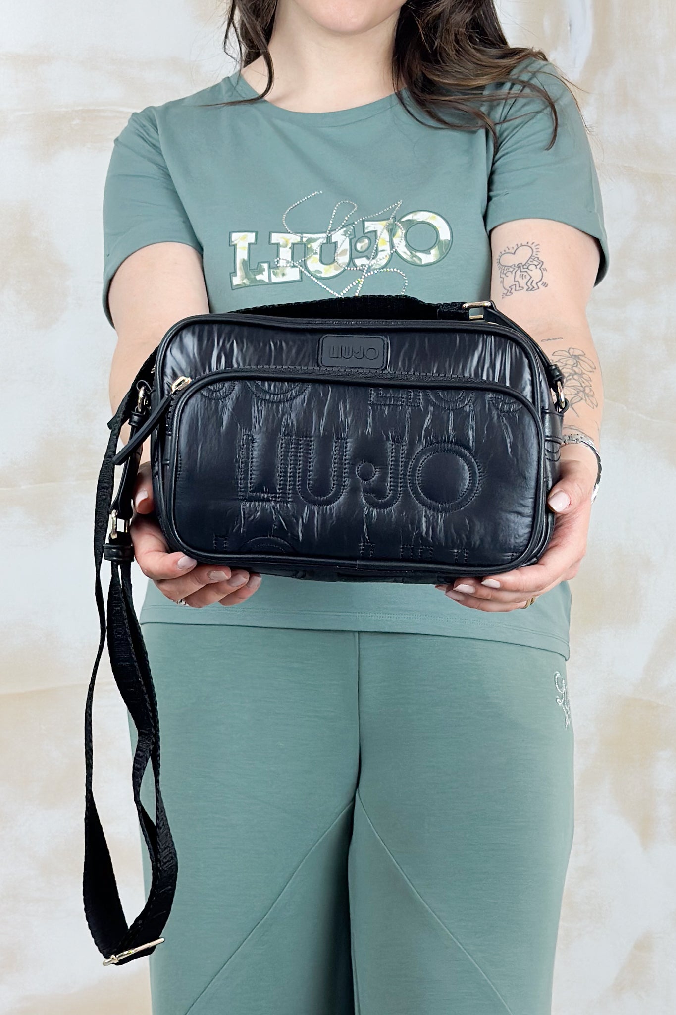 Tracolla in naylon con tasca LIU JO - Black
