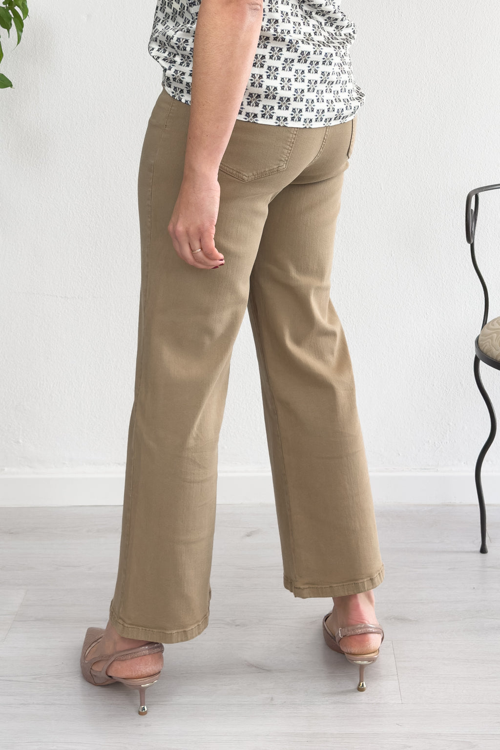 Pantalone in gabardina stretch trombetta EMME