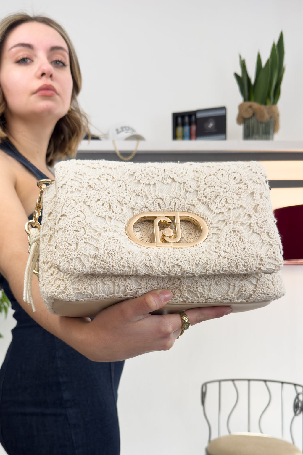 Borsa LaPuffy grande a crochet LIU JO