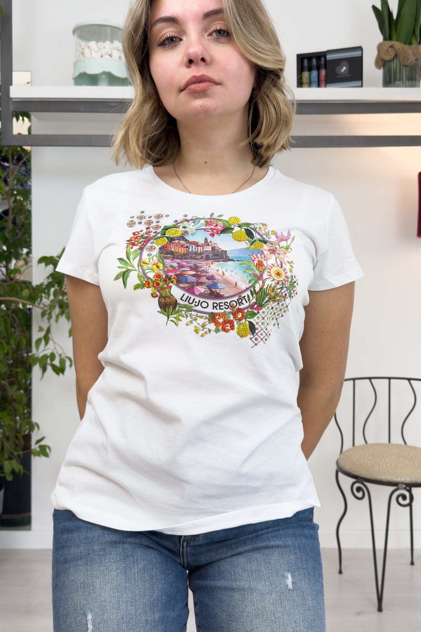 T-shirt con stampa resort LIU JO