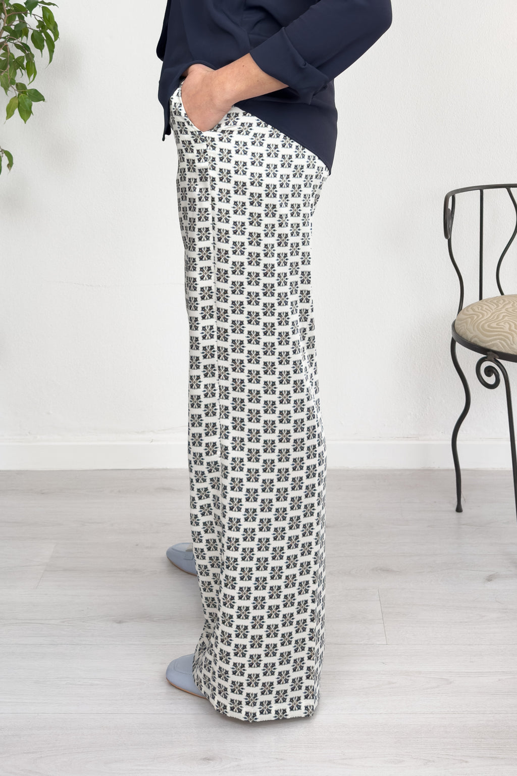 Pantalone in twill stampato EMME